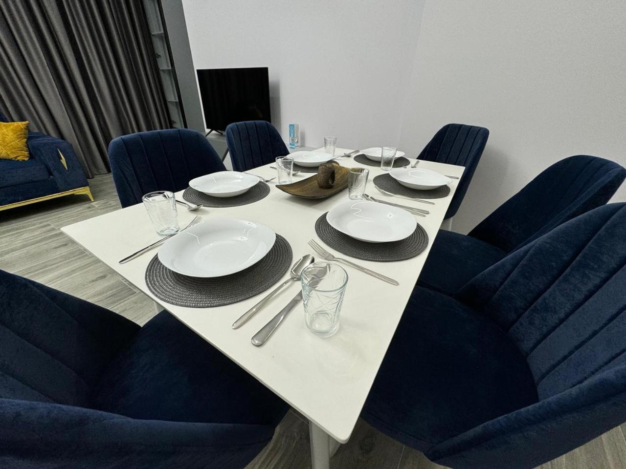 Isla'S Luxurious Seaside Apartments Durres Exterior photo