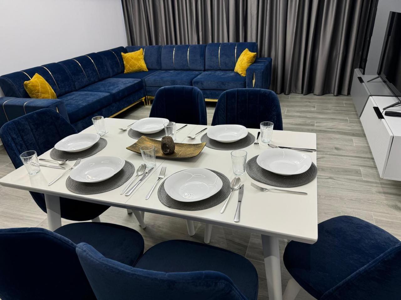 Isla'S Luxurious Seaside Apartments Durres Exterior photo